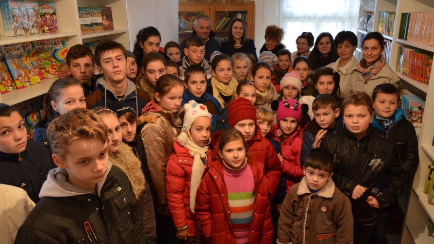 Biblioteca satului Ponorel, Muntii Apuseni