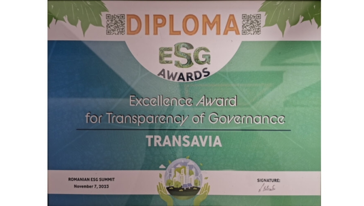 TRANSAVIA premiată la Romainan ESG Summit 2023 cu Excellence Award for Transparency of Governance